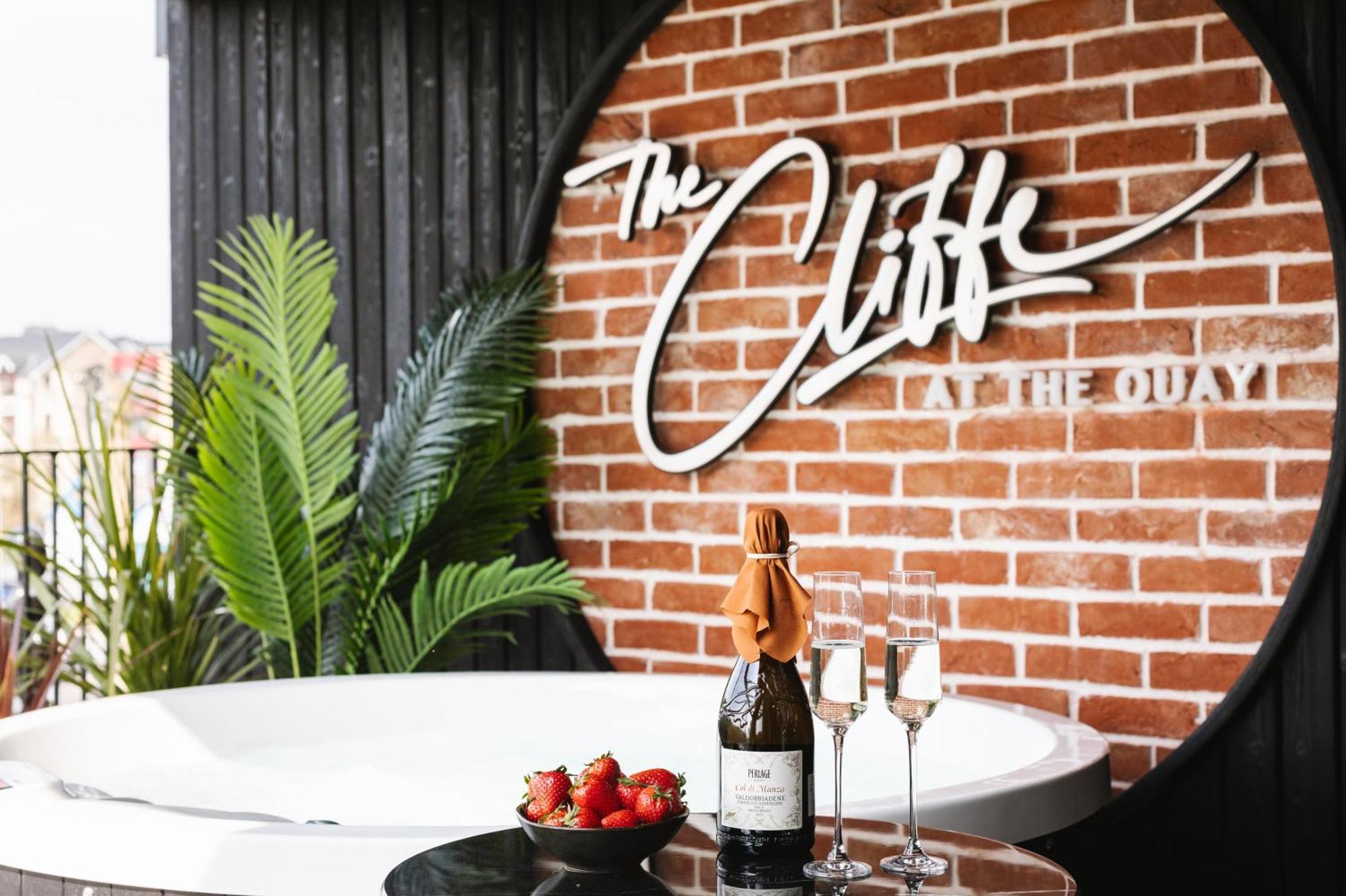 The Cliffe At The Quay Hotel Donegal Town Exterior photo